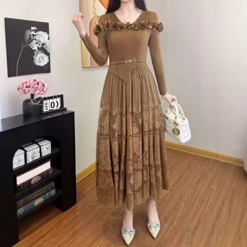 Miyake Pleated Dresses Plisse  - Summer Clothing Staples 리뷰 및 가격